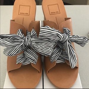 Dolce Vita Amber Leather Heels